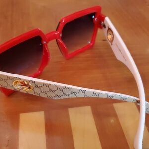 Bold Red and White Geometric Vintage Sunglasses
